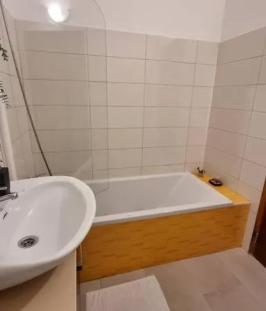 Sleeptubal Mooie Moderne Comfortabele Accommodatie In Baixa Da Banheira Alhos Vedros